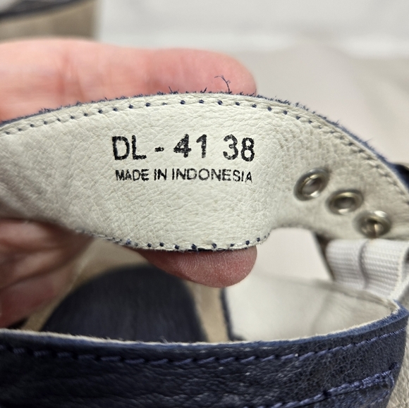 Blackstone Womens Wedge Platform Sandel Sz 38=8 Blue & Tan Leather Suede Adj. - Picture 10 of 11